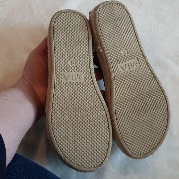 MIA Olive / Army Green Sandals - Picture 7 of 11